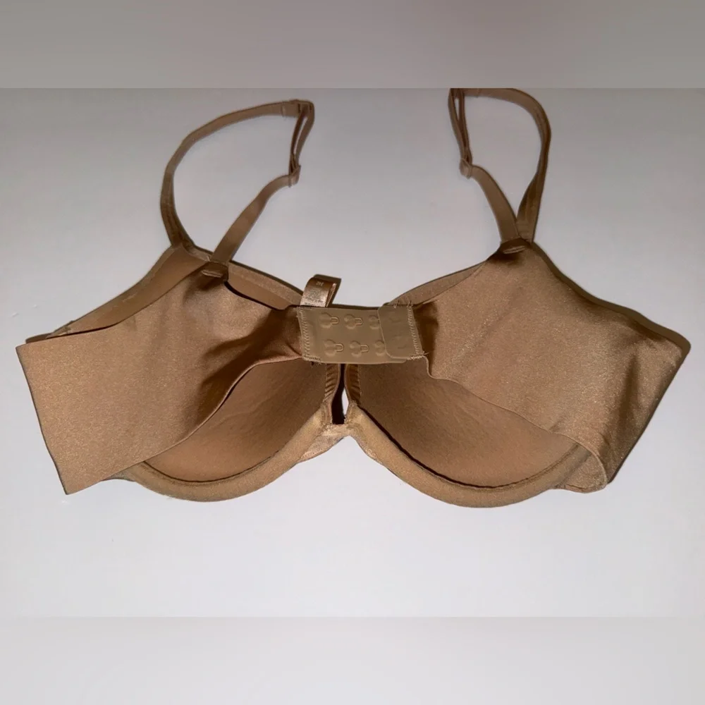 New! SKIMS Smooth Sculpted Beige Bra   Size- 34C - Picture 3 of 3